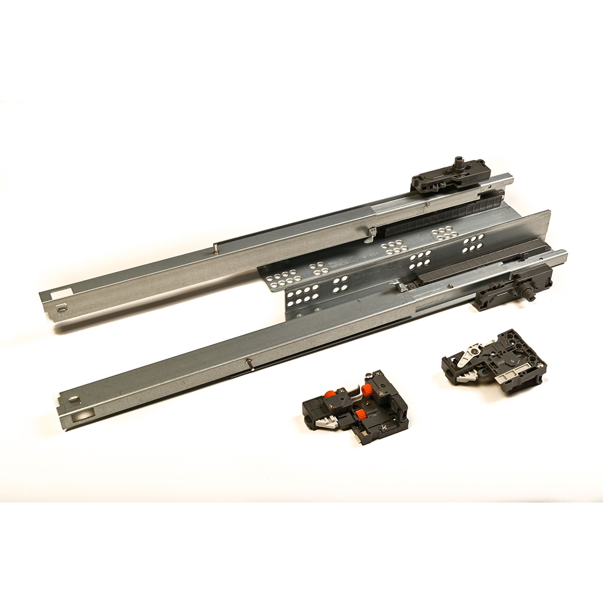 Guida per cassetto legno DS10 da 450mm, estrazione totale, chiusura ammortizzata