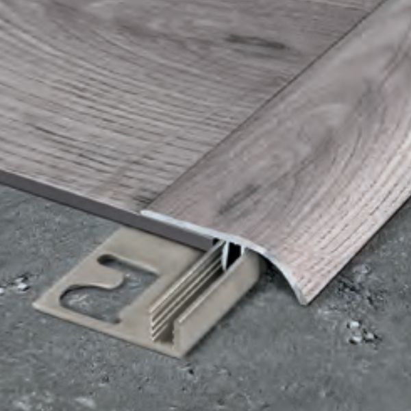 Profilo di compensazione + base femmina colore Alluminio anodizzato per pavimenti SPC image